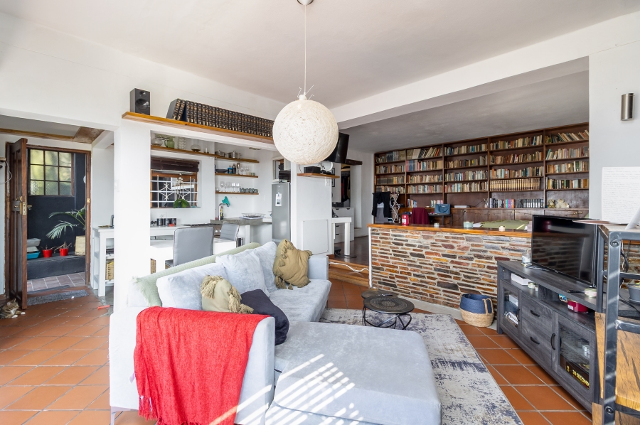 To Let 1 Bedroom Property for Rent in Green Point Western Cape